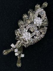 Gray (black Diamond) Spear Brooch
