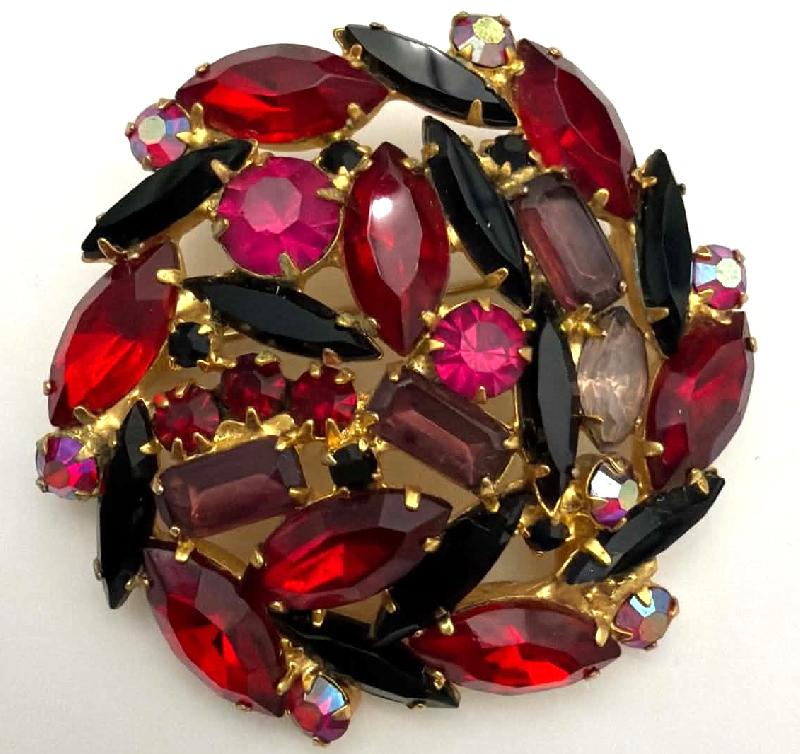 Front view of Multiple Colors Baguettes Brooch