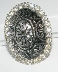 Clear Cabochons Molded/Cut Pin Pendant