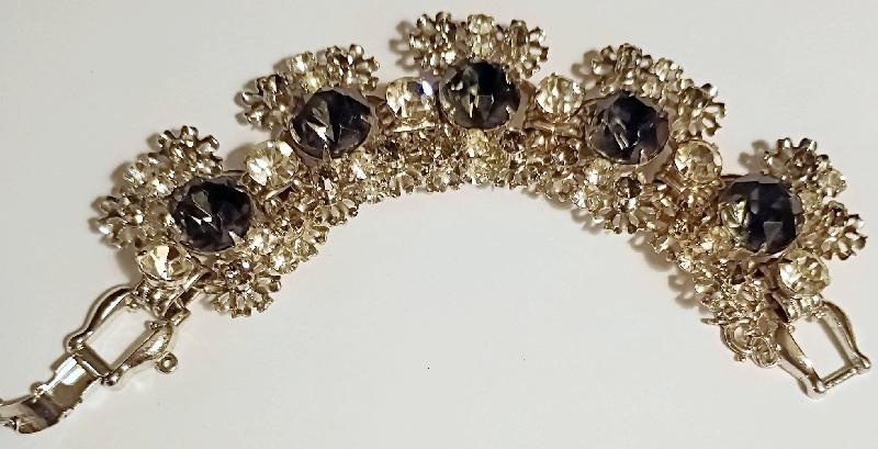 Front view of Gray(black Diamond) Chatons Only Bracelet 5 Link