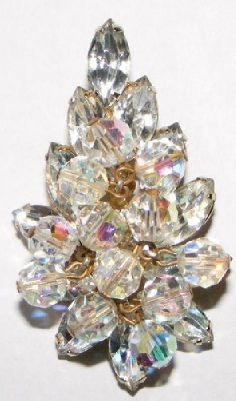 Front view of Clear Navettes Pin Pendant