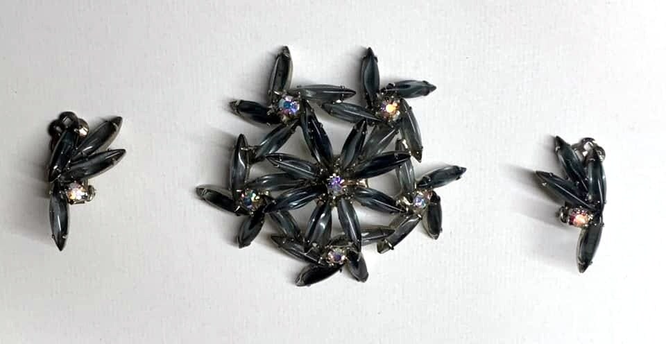 Front view of Gray (black Diamond) Navettes Brooch