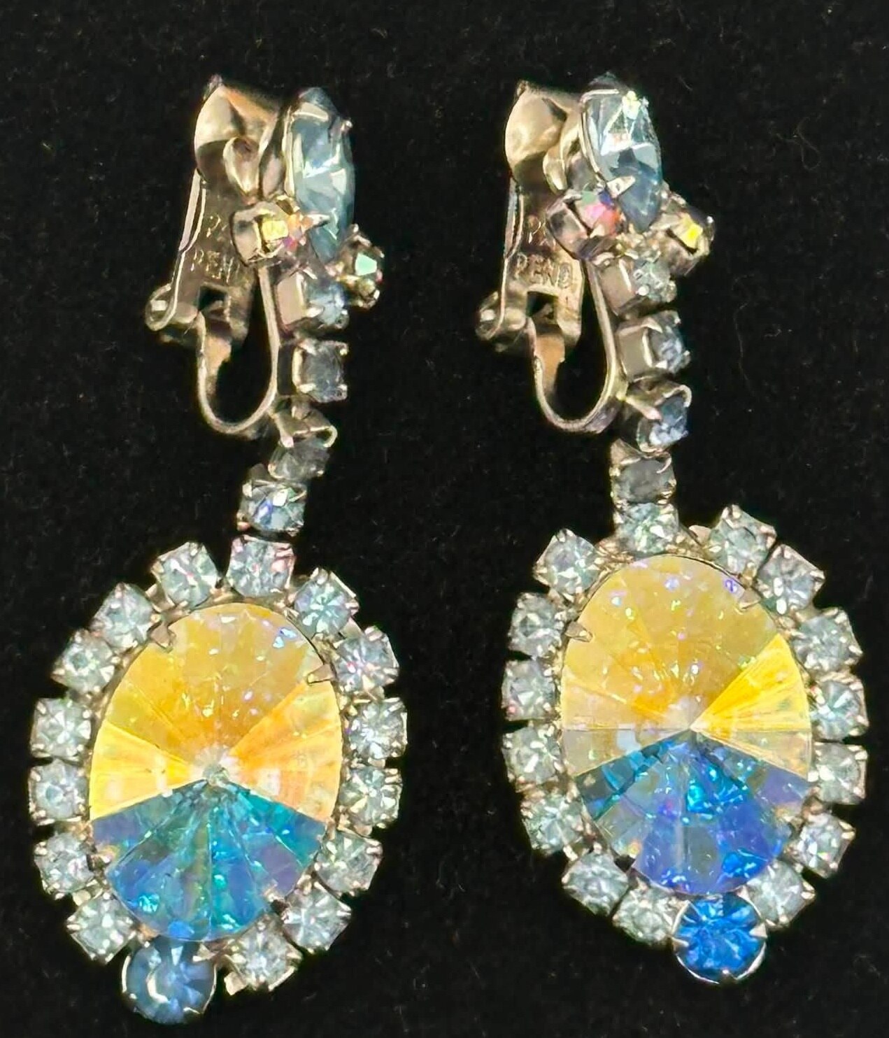 Front view of Blue Oval Rivoli/Margarita Earrings Clip