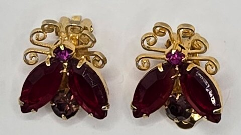 Multiple Colors Navettes Earrings Clip