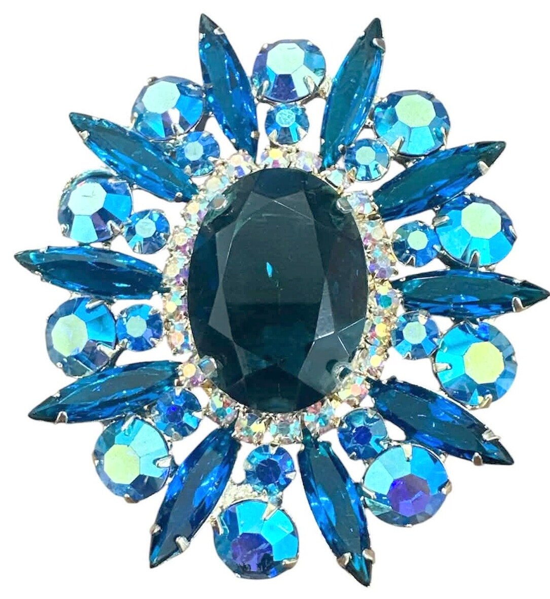 Front view of Blue Oval Pin Pendant