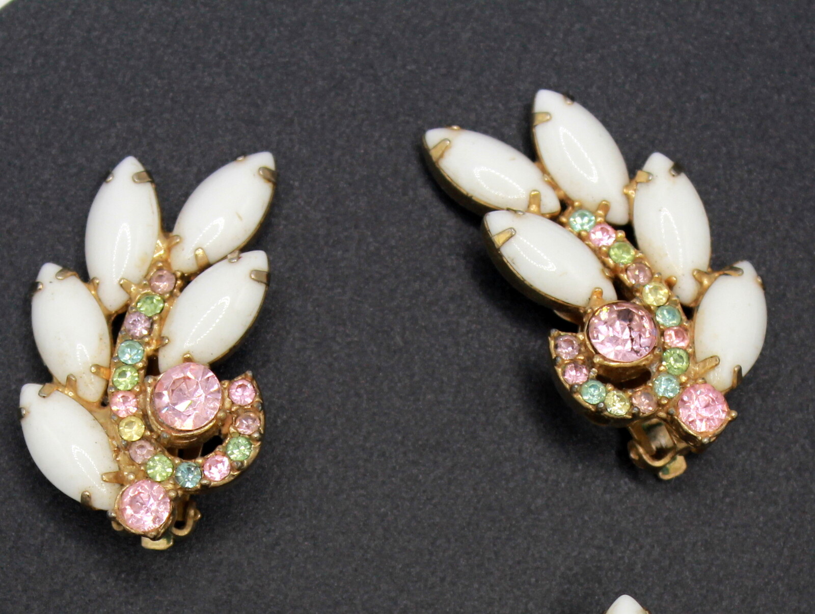 Front view of White (chalk Or Milk) Cabochons Earrings Clip