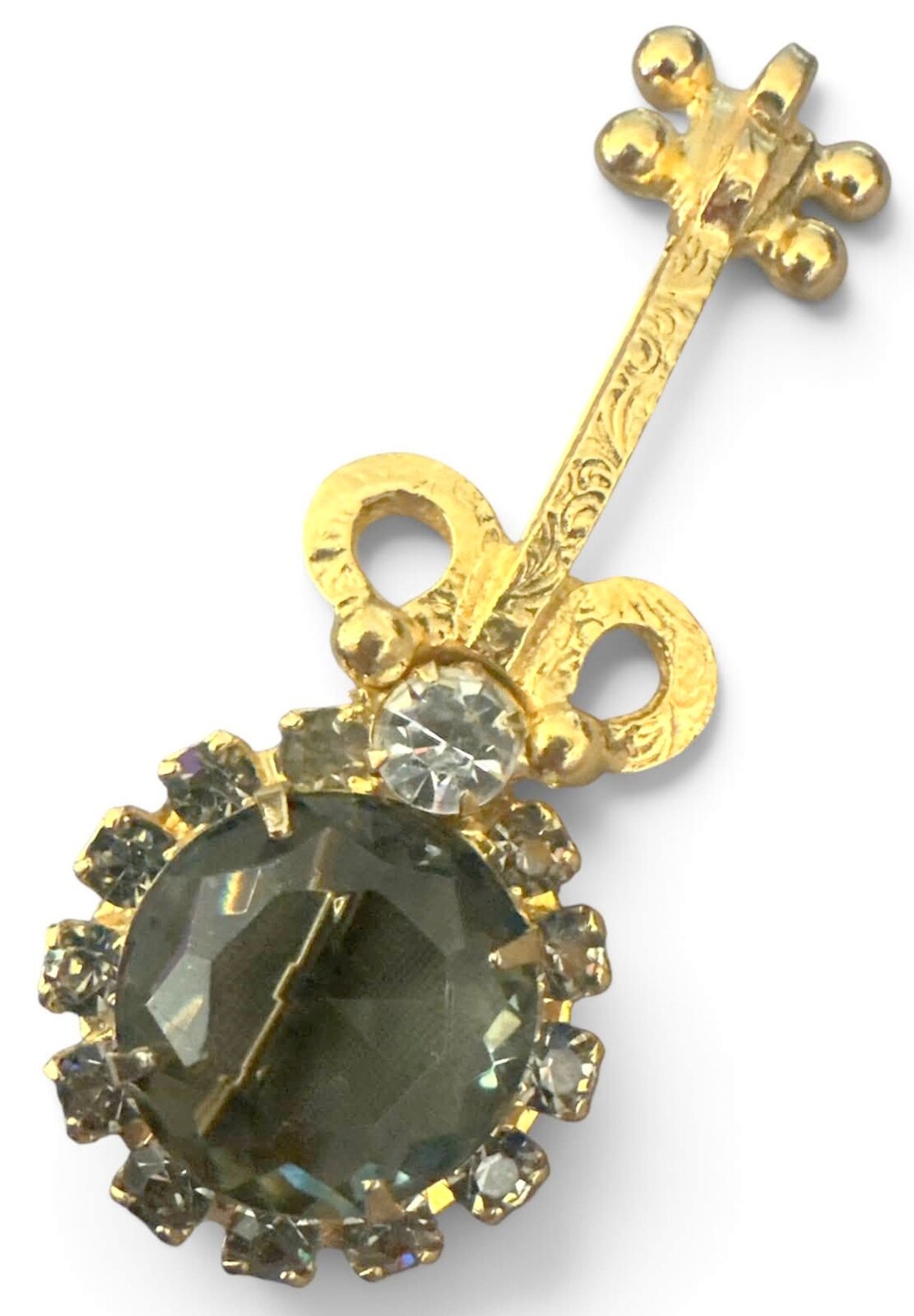 Front view of Gray (black Diamond) Dentelle Brooch