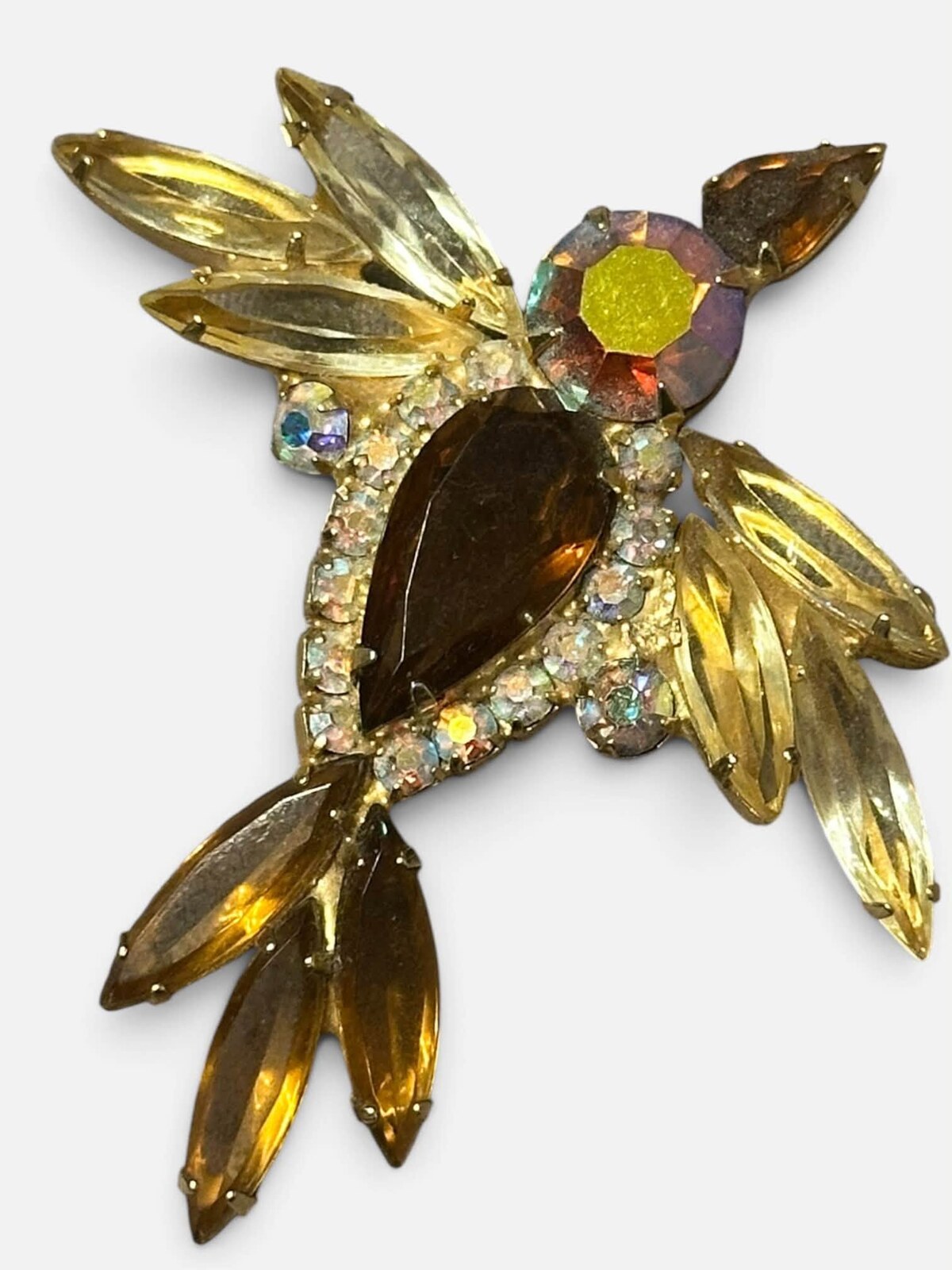 Front view of Brooch