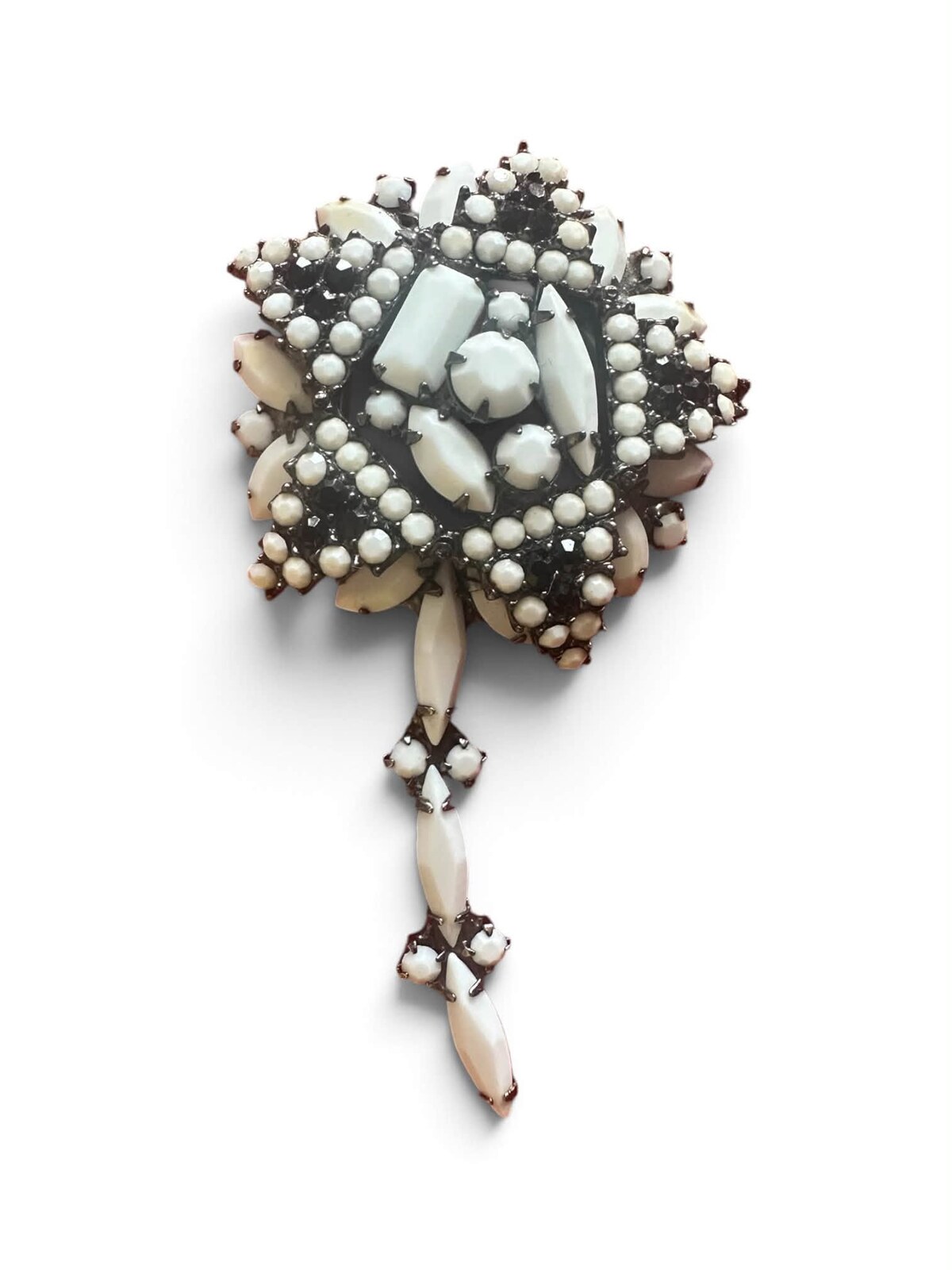 Front view of White (chalk Or Milk) Baguettes Brooch