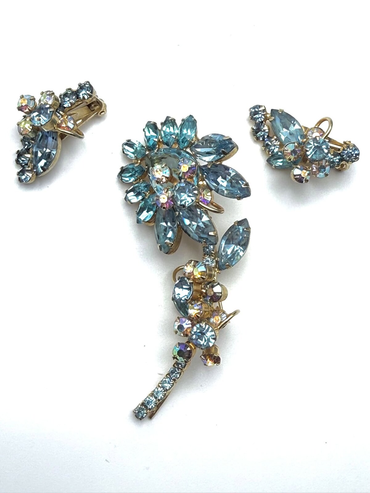 Front view of Blue Navettes Earrings Clip