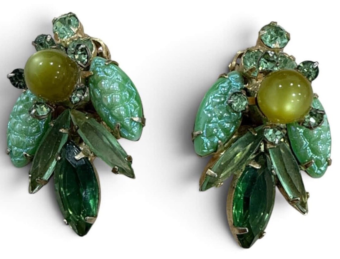 Front view of Green Cabochons Molded/Cut Earrings Clip