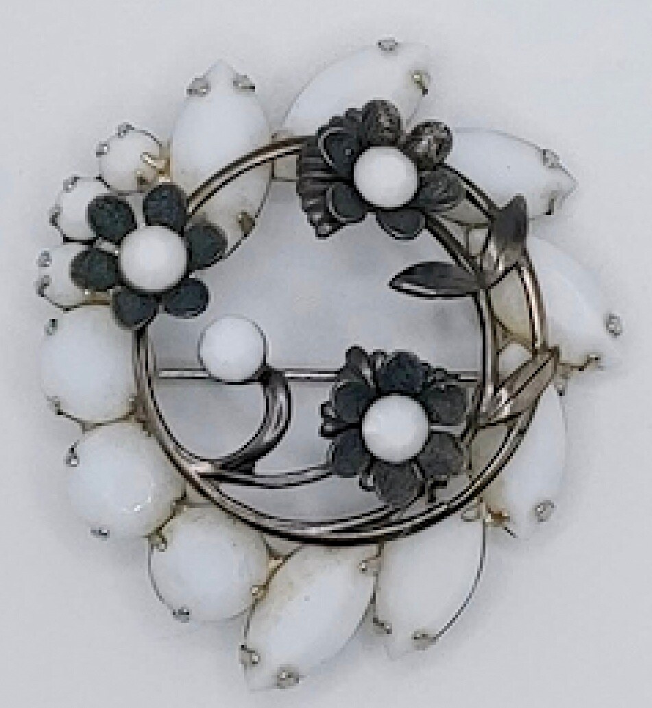 Front view of White (chalk Or Milk) Navettes Brooch