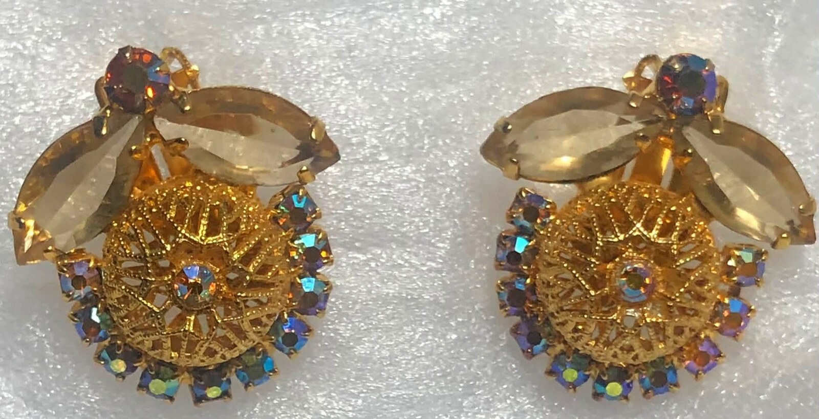 Front view of Topaz Navettes Earrings Clip