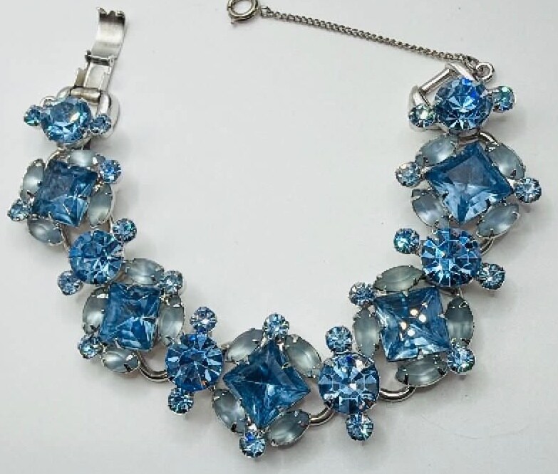 Front view of Blue Square Bracelet 5 Link
