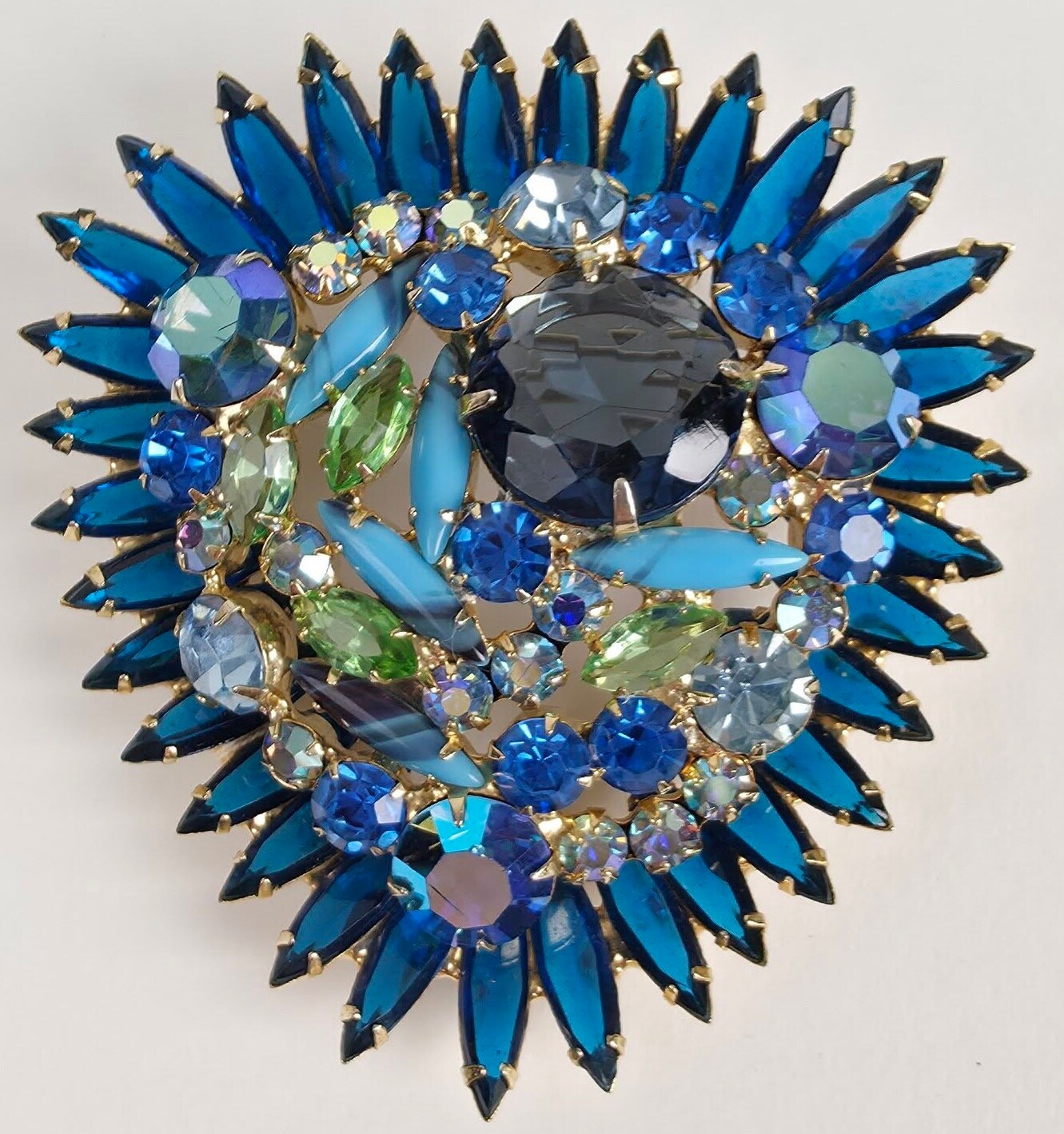 Front view of Blue Dentelle Striped Brooch