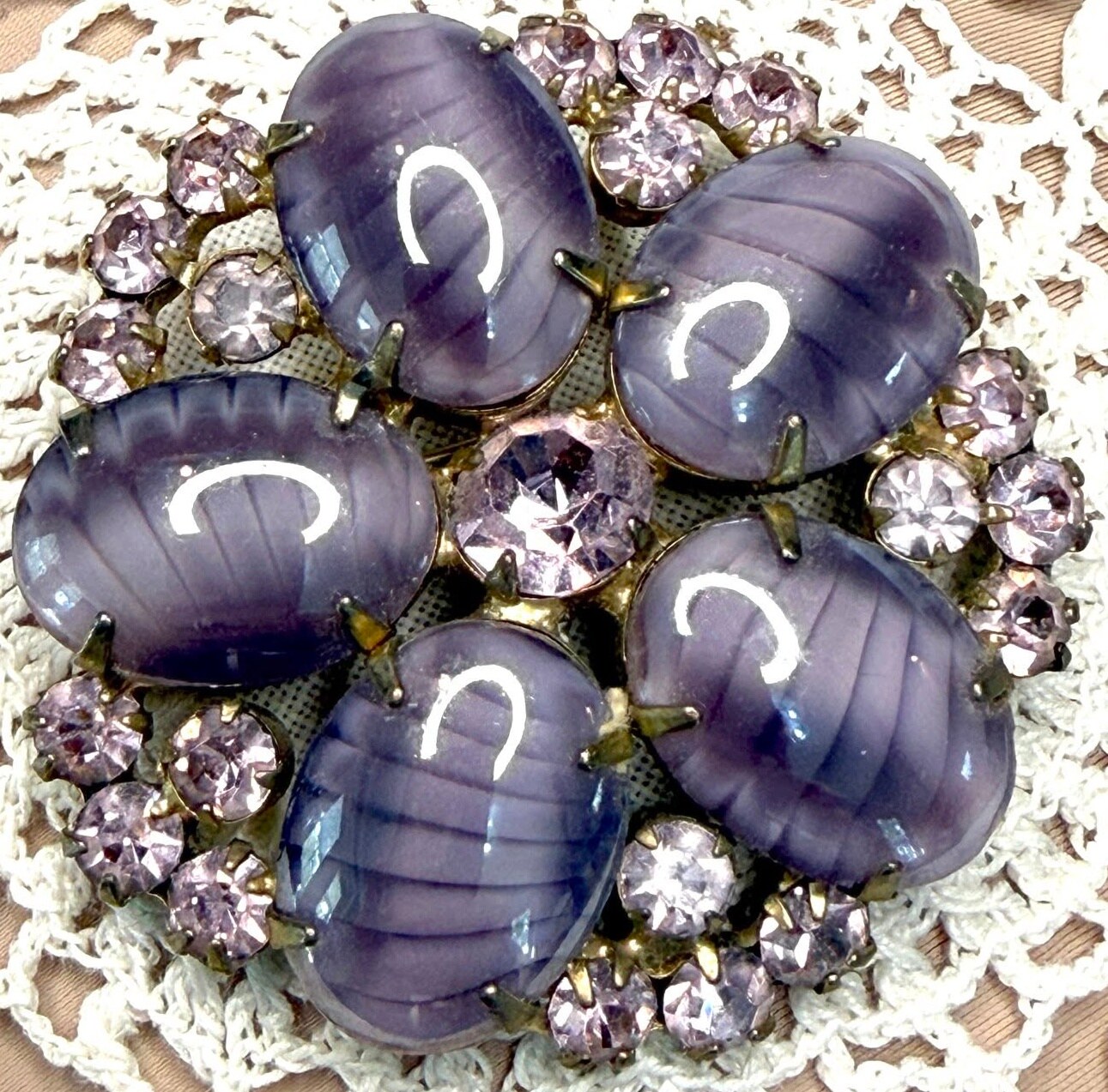 Front view of Purple (cardinal) Cabochons Striped Brooch